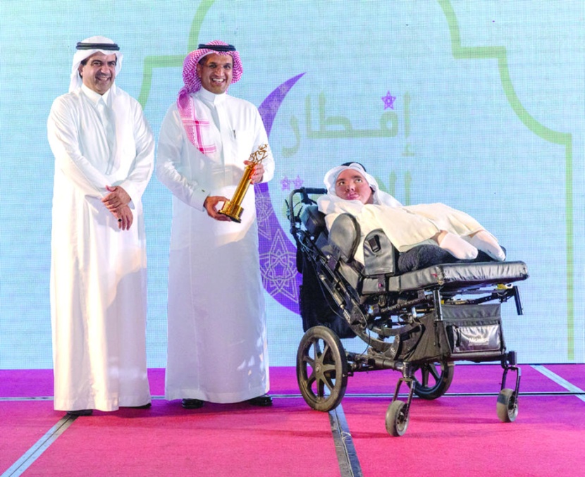 نصف مليون ريال دعما ماليا من البنك الأول لجمعية الإرادة لدى الموهوبين والموهوبات من ذوي الإعاقة
