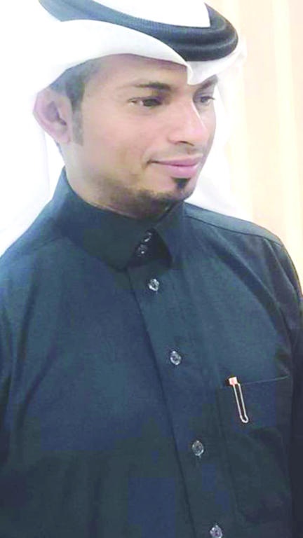 يوسف يضيء منزل الأزيبي