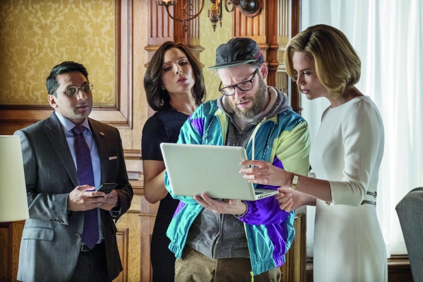 السياسية ثيرون ترتبط بالصحافي روجين في «لونج شوت»