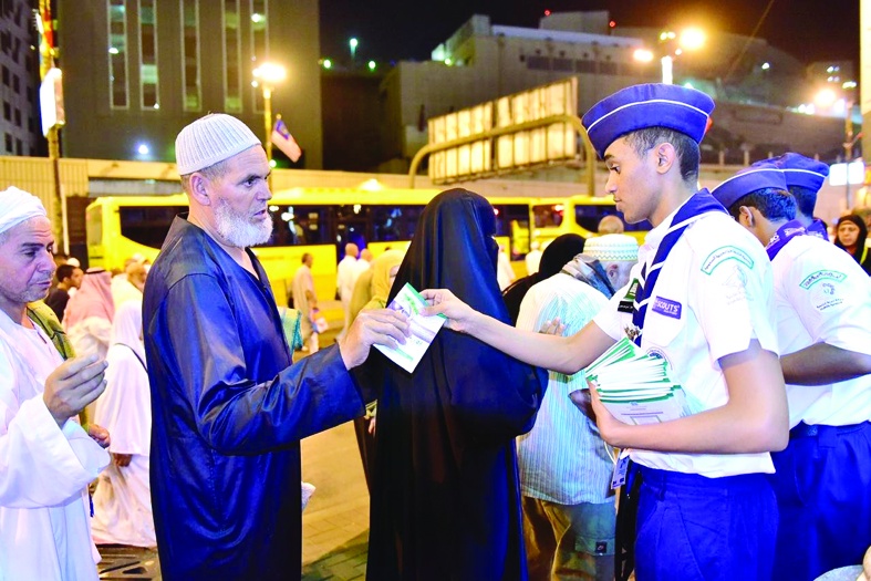 600 كشاف يسجلون مواقف إنسانية في الحرم المكي كل عام
