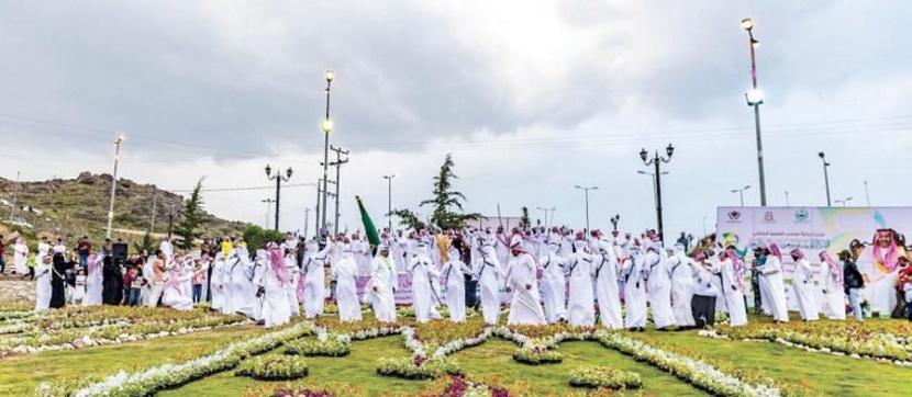 250 ألف زهرة تدشن مهرجان الورود في الباحة