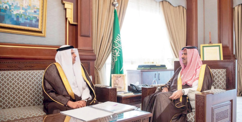 أمير المدينة المنورة يستقبل مدير فرع «العمل» في المنطقة
