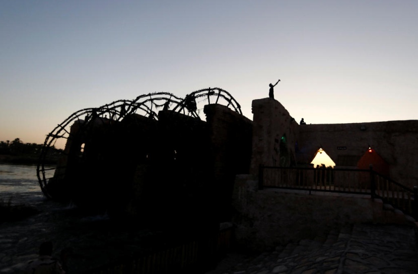 النواعير لا تزال تدور على ضفاف الفرات