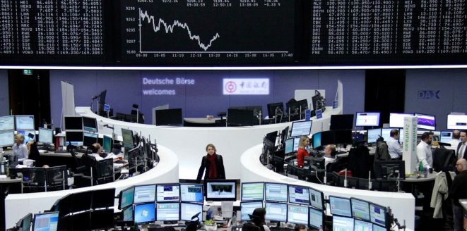 تراجع أسهم أوروبا وارتفاع دويتشه بنك يكبح الخسائر