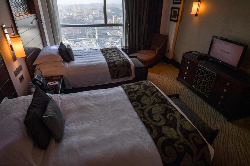 فنادق فخمة بـ "إطلالة" على الكعبة واجهة للسياحة الدينية في مكة