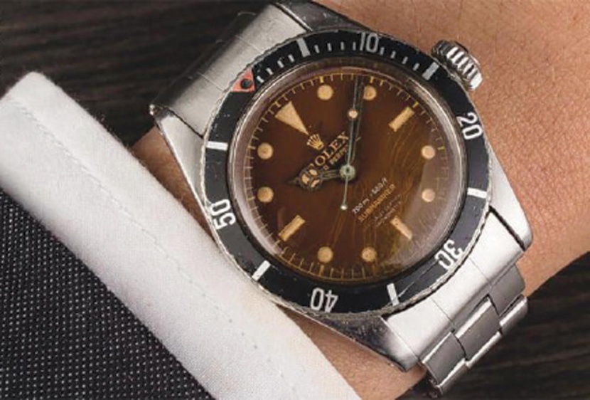 أول ساعة لجيمس بوند تعرض للبيع في مزاد .. تصل إلى 280 ألف دولار