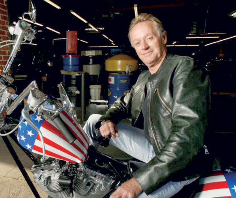 وفاة الممثل بيتر فوندا.. «كابتن أمريكا» في 1969