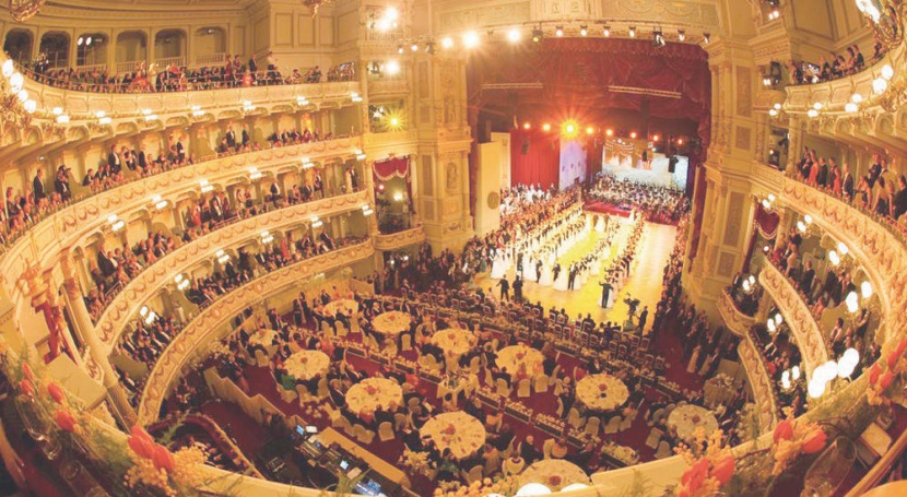 وسط توافد الممثلين والنقاد .. انطلاق فعاليات المهرجان القومي للمسرح في دورته الـ 12