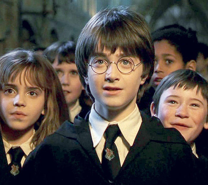 عرض قناع دارث فيدر ونظارة هاري بوتر في مزاد قريبا