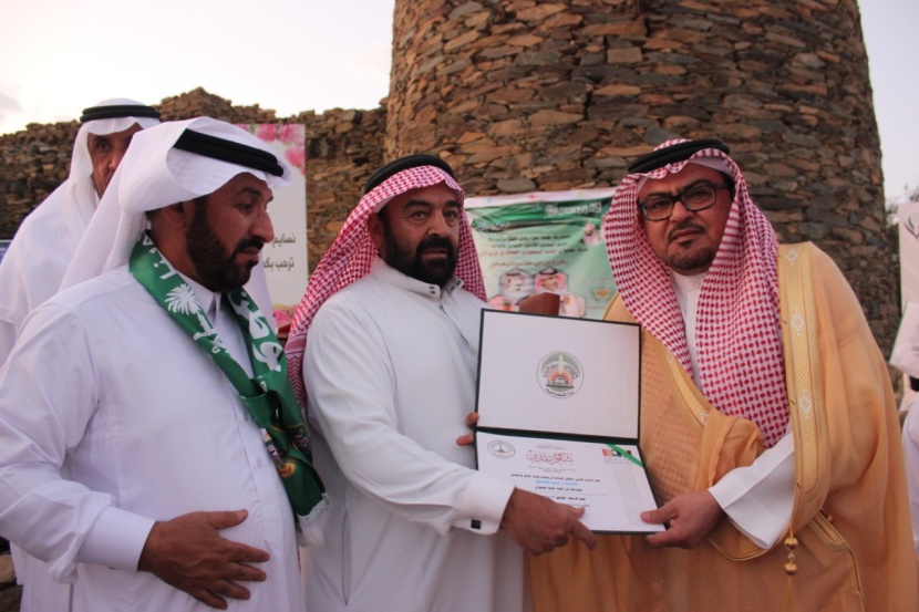 جوانب مضيئة من حياة بخروش بن علاس في ندوة تاريخية