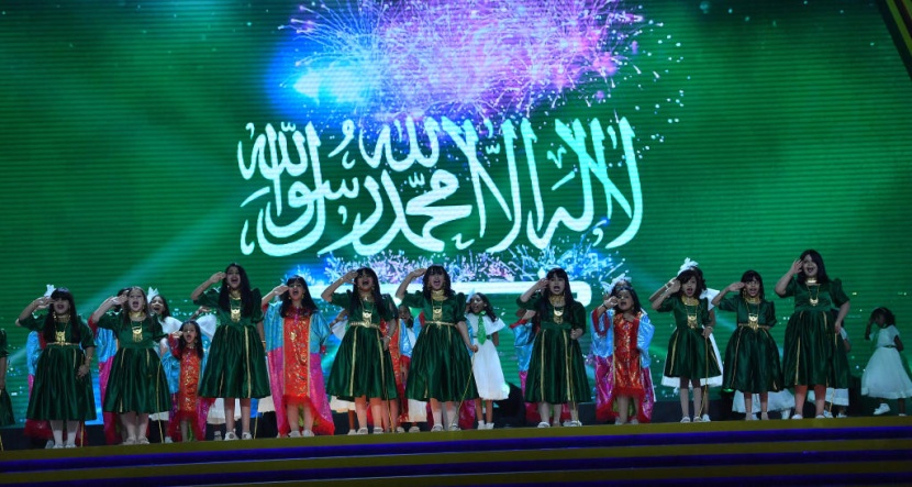 وسط أجواء احتفالية .. «الإعلام» تكرم الفائزين بجائزة التميز الإعلامي في اليوم الوطني