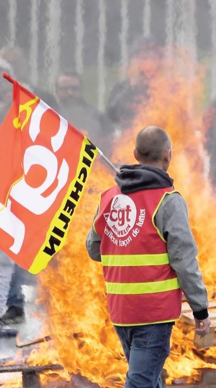 احتجاجات وحرائق في "ميشلان"