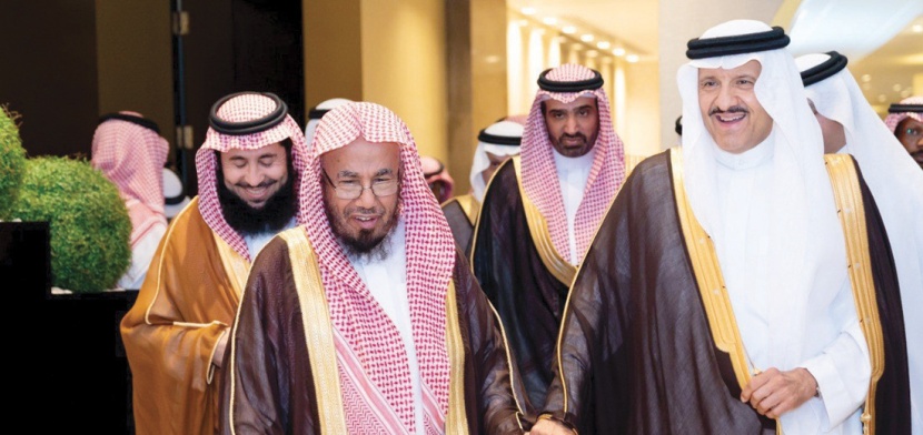 سلطان بن سلمان يدشن «الصندوق الوقفي» لمساجد الطرق بـ 30 مليون ريال