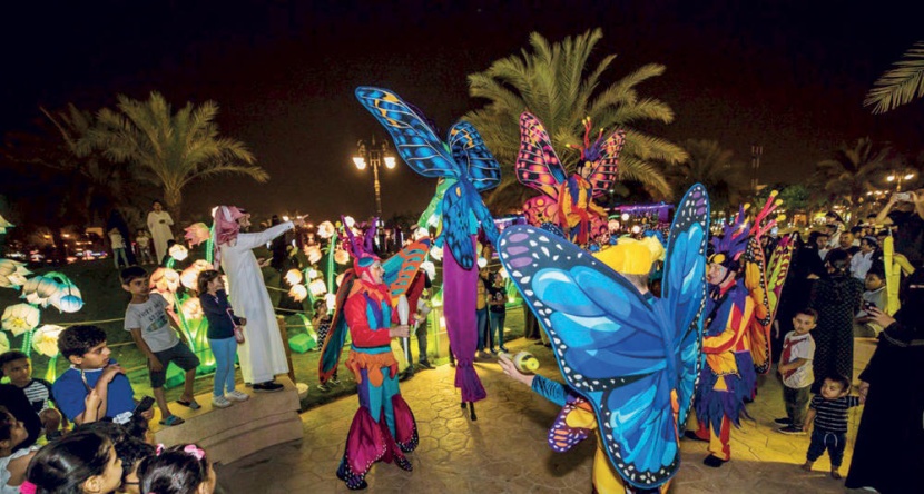 «الحديقة الساحرة» .. تعيد أهالي الرياض إلى أقدم أحيائها بعروضها الحية