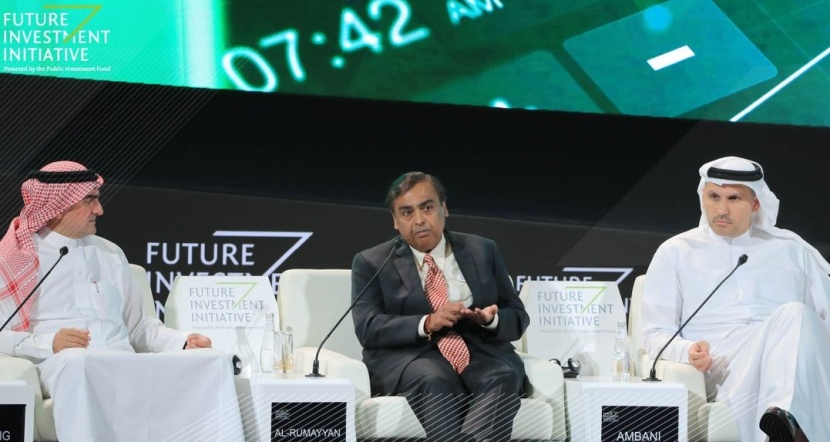 رئيس "ريلاينس إندستريز" : الاستثمار في التقنية والذكاء الاصطناعي سيسهم في التنمية