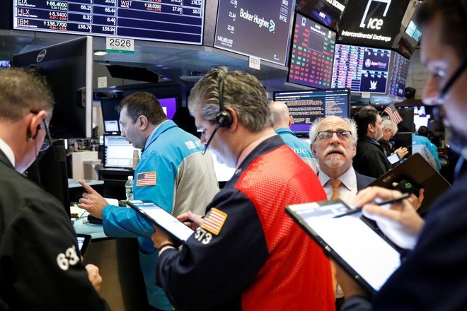 الأسهم الأمريكية ترتفع إلى مستوى قياسي بدعم محادثات التجارة
