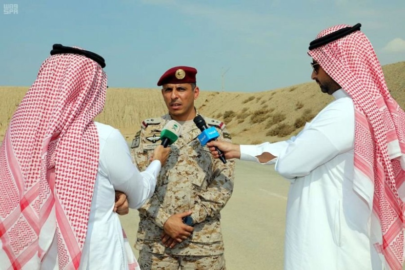 القوات البحرية تنفذ تمرين "السيف الأزرق" مع القوات الصينية