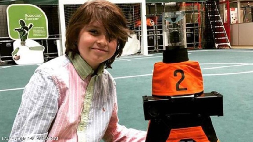 شهر يفصل طفلا ذا 9 أعوام عن التخرج الجامعي