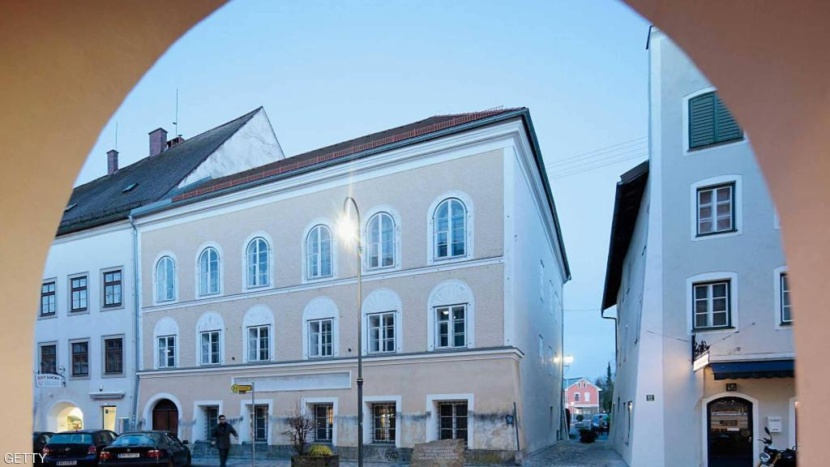 النمسا تحول منزل ولادة هتلر إلى مركز شرطة