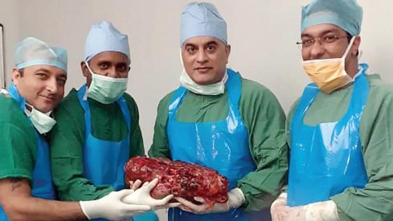 كلية مستأصلة تدخل التاريخ البشري