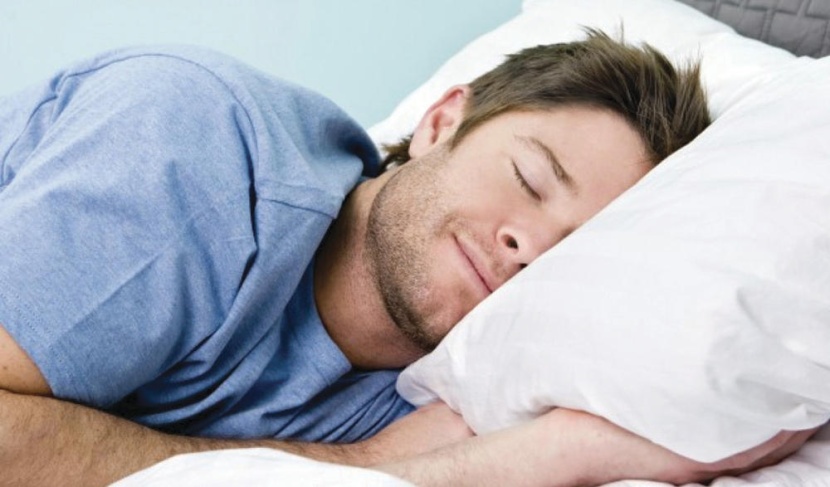 دراسة: النوم العميق يخلص الدماغ من السموم ويحمي من الخرف