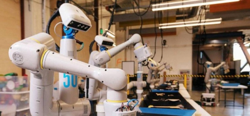 روبوت يجمع النفايات الإشعاعية ويتلفها