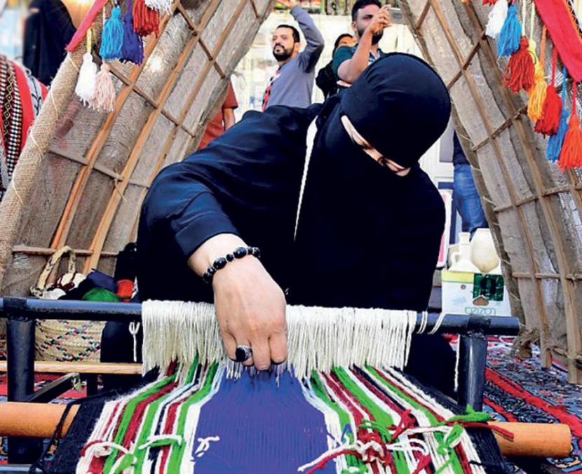 تحت شعار «قديمك نديمك» .. 14 ألف زائر يبحثون في «سوق الحب» عن التراث