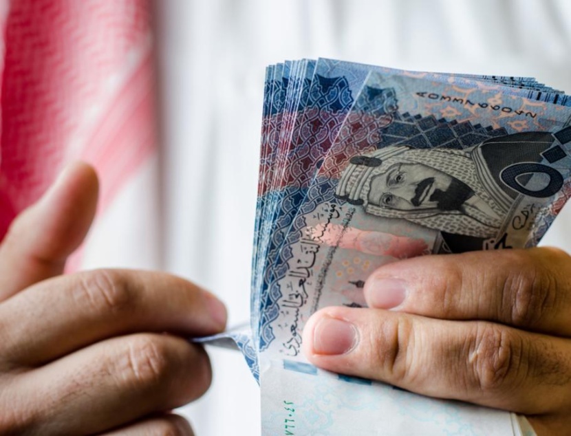 "ساما" تؤكد على البنوك بعدم المساس ببدلات غلاء المعيشة