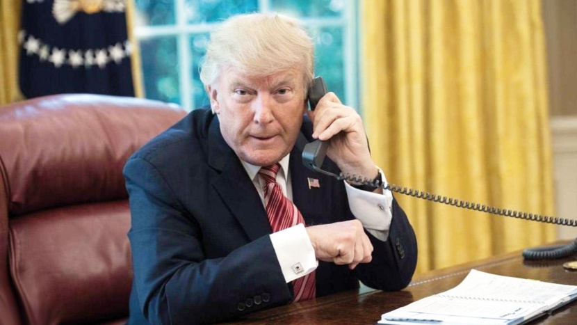 ثغرة خطيرة في هاتف ترمب تتعقب تحركاته