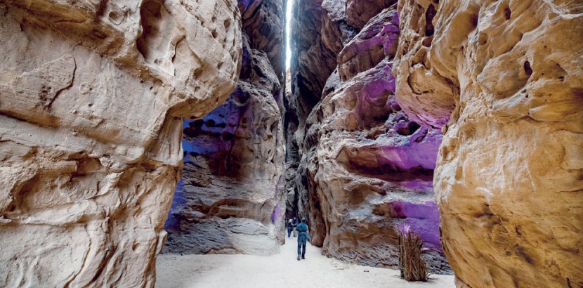 بألحان مستلهمة.. عمر خيرت يحلق بزوار «طنطورة» بين تضاريس العلا