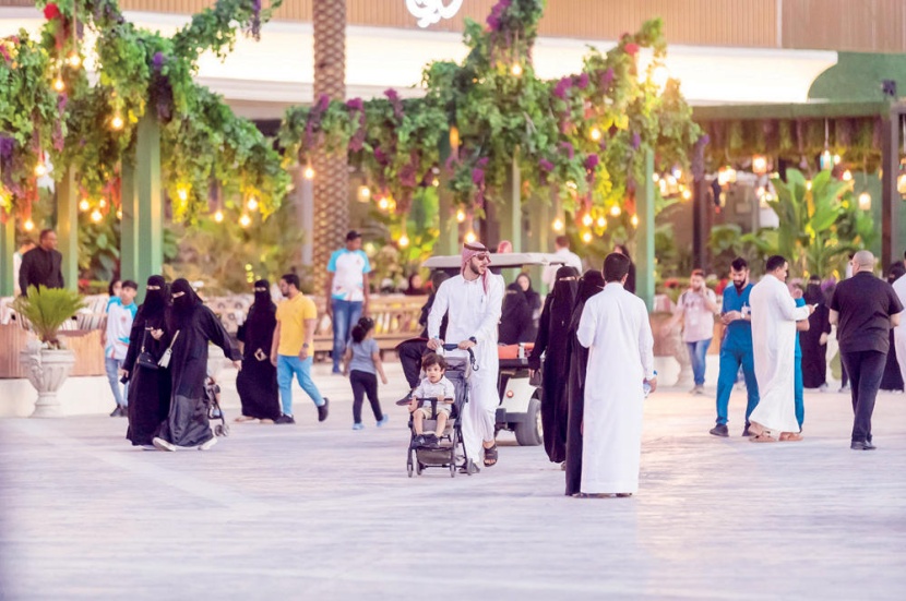 مطاعم «شتاء الرياض» صديقة للمكفوفين ..
توفر قوائم بلغة «برايل»