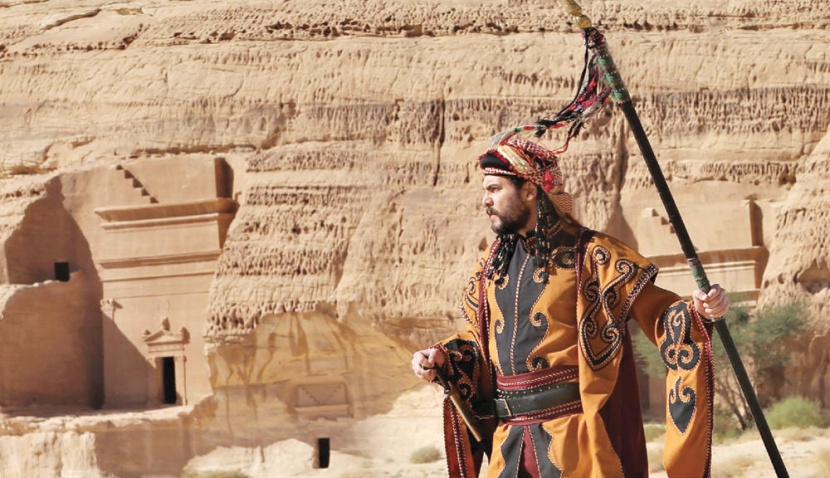 «جميل وبثينة» .. على مسرح مرايا 
تكتمل الأسطورة