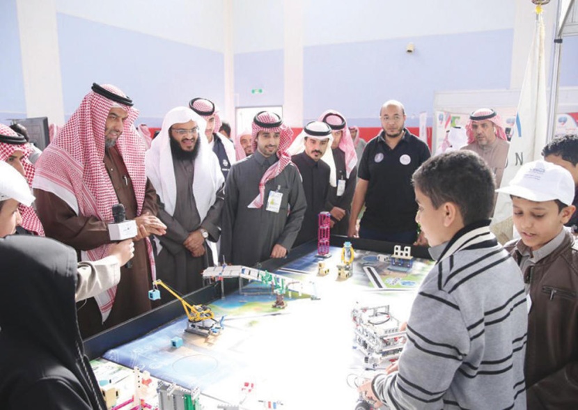 «تقنيتي بلا ضرر» .. مبادرة ترتقي بثقافة التعامل مع منصات التواصل