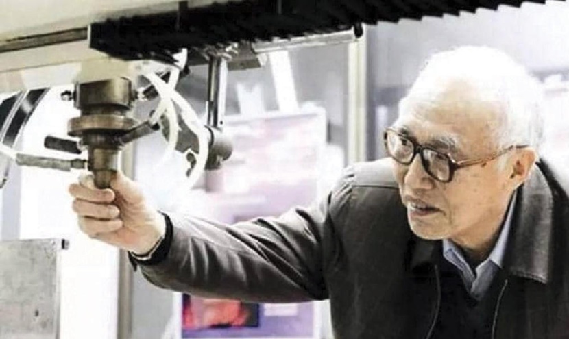 «كورونا» يخطف أحد أبرز علماء الصين.. مخترع سكين جاما