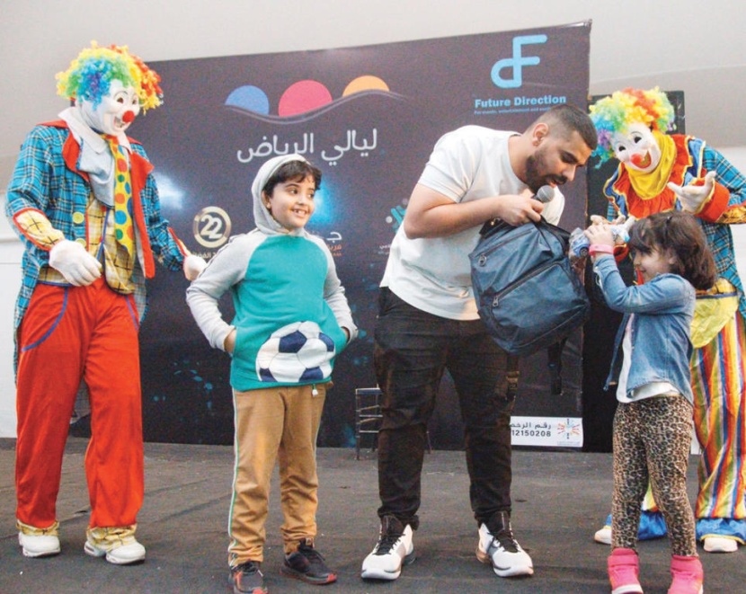 «مسرح السعادة» يرسم الابتسامة على محيا زوار «ليالي الرياض»