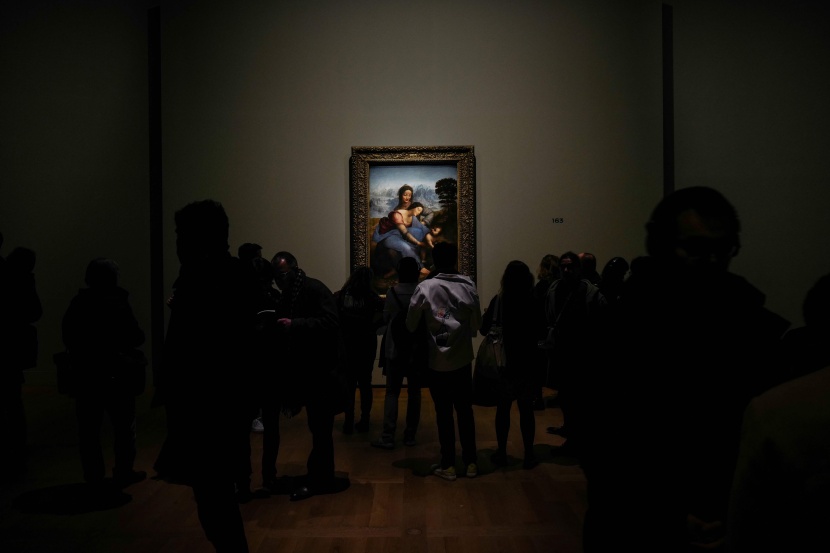 متحف اللوفر في باريس يقرر فتح أبوابه طوال الليل لمدة ثلاثة أيام مجانا