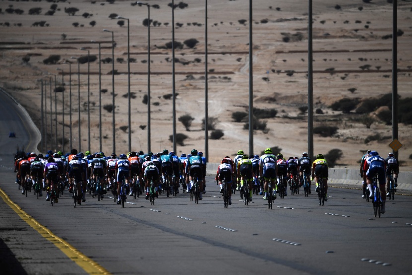 قصة مصورة : انطلاق سباق "طواف السعودية 2020"