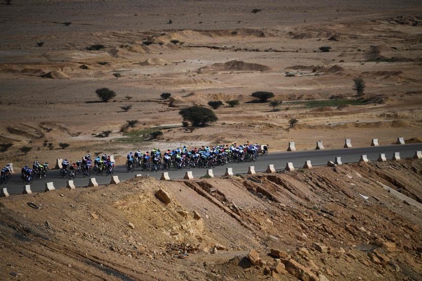 قصة مصورة : انطلاق سباق "طواف السعودية 2020"