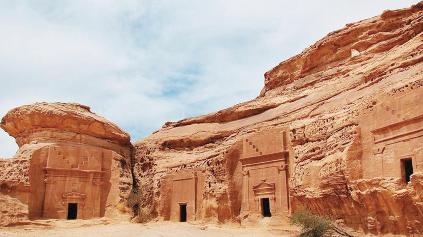 مؤتمر يستعرض مقومات العلا السياحية وسبل حماية التراث