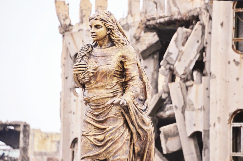 فتاة الربيع