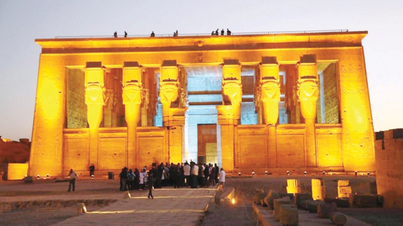 من جنوب مصر .. «دندرة» الغنائي يعزف الموسيقى في ليالي الصعيد