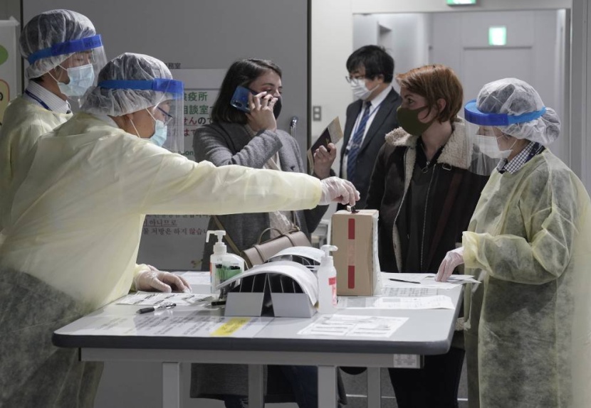 التدخين يزيد مخاطر المصابين بـ«كورونا»