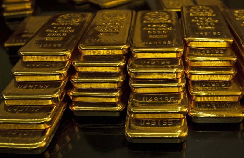 الذهب ينخفض 1 % مع انتعاش الأصول عالية المخاطر