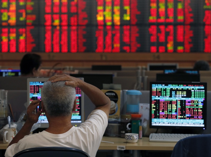 انخفاض نمو الاقتصاد العالمي إلى 2.4 % بسبب تداعيات كورونا