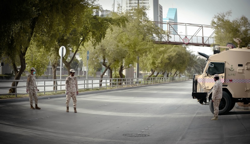 طرق العاصمة .. انتشار أمني لتطبيق أمر منع التجول