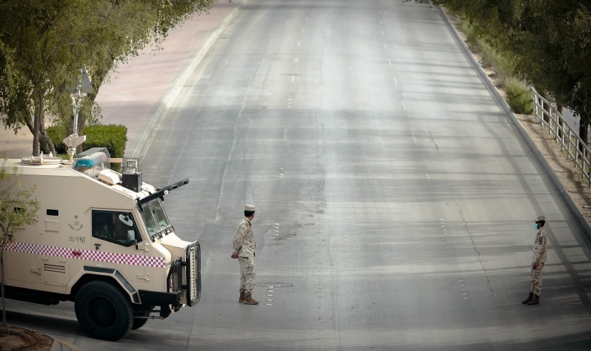 طرق العاصمة .. انتشار أمني لتطبيق أمر منع التجول