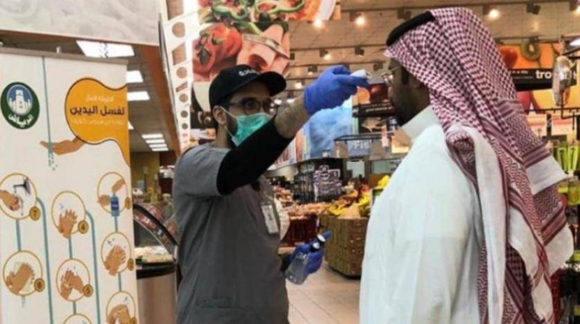 «الزم بيتك» .. مبادرة مجتمعية لتوفير المواد الغذائية والصحية للمنازل