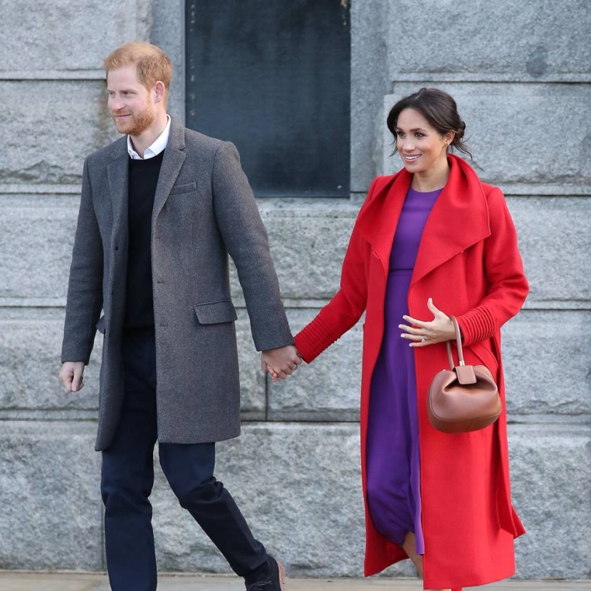 قصص زائفة تدفع الأمير هاري وزوجته لمقاضاة أكبر الصحف شعبية في بريطانيا