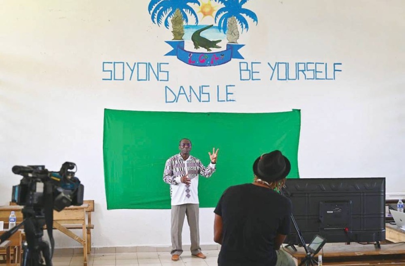 التلفزيون في إفريقيا يتحول إلى مدرسة