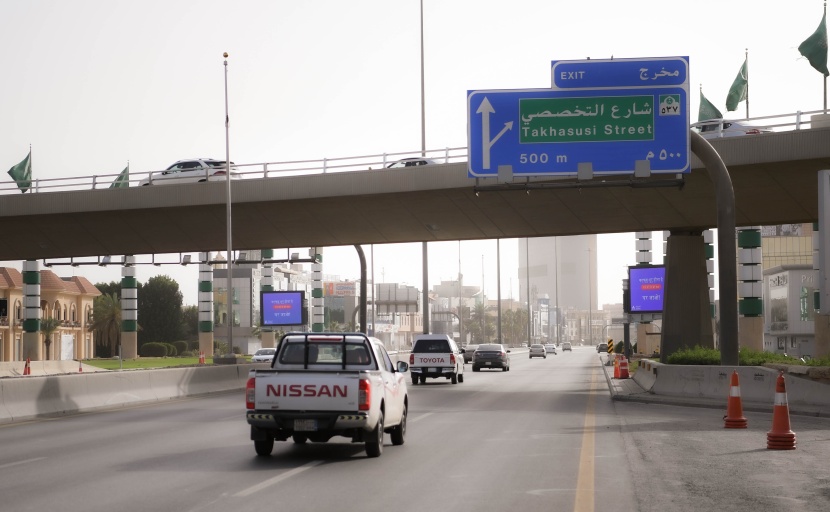 عودة الحركة إلى شوارع الرياض اليوم بعد رفع منع التجول جزئيا